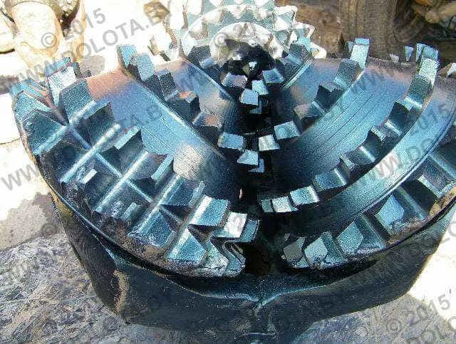 Шарошечное долото 349,2 Т-ЦВ