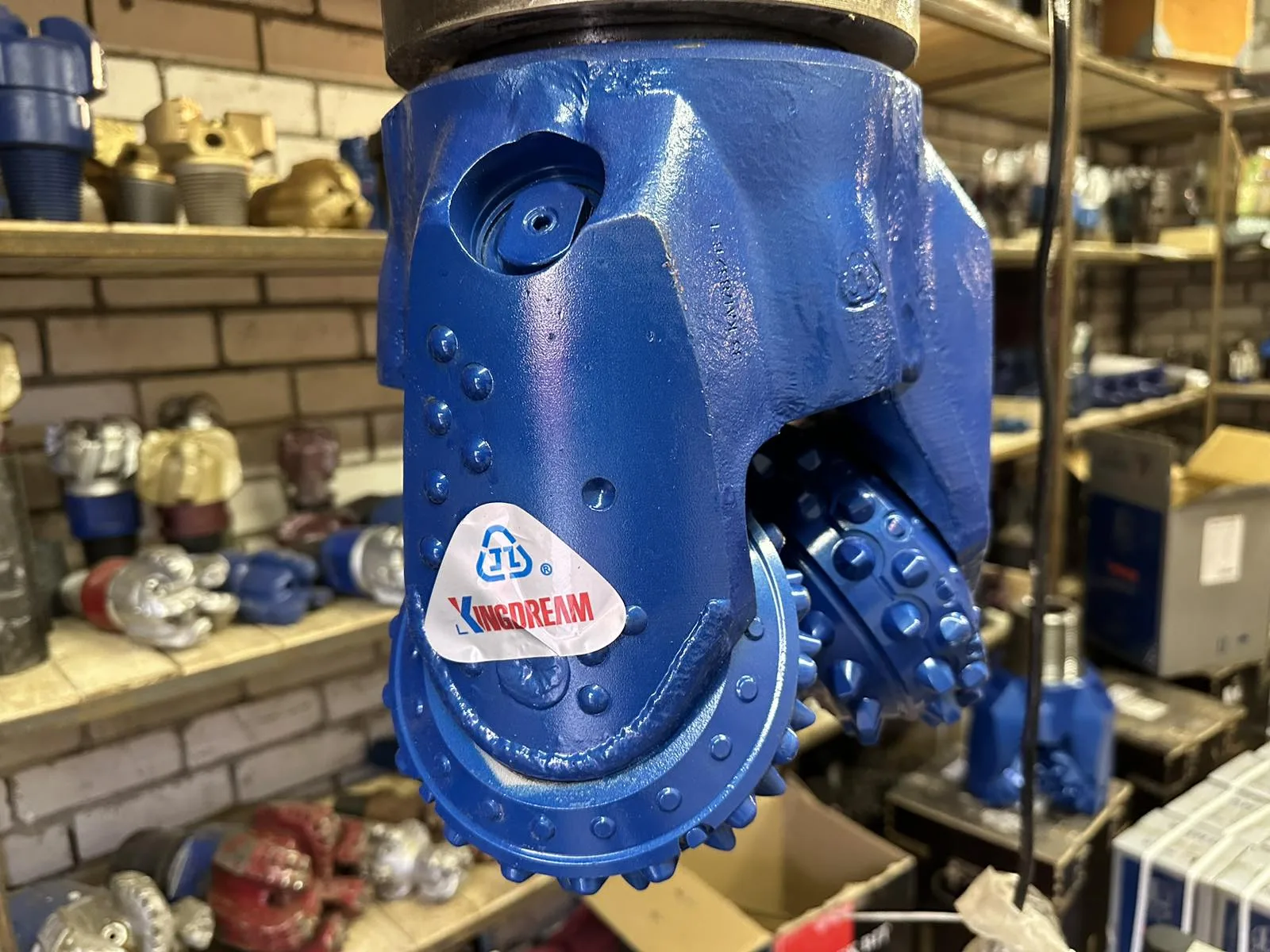 Шарошечное долото 269,9 iadc 537 HAT537G