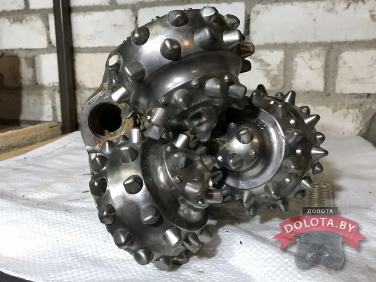 Шарошечное долото 215,9 IADC 437  (USA)