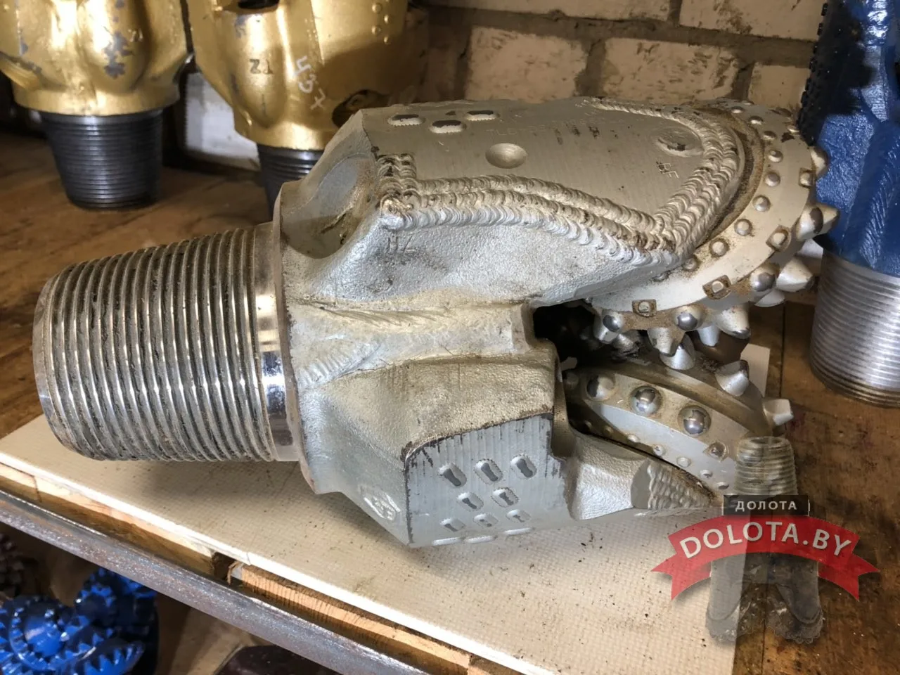 Шарошечное долото 215,9 IADC 437  (BAKER - USA)