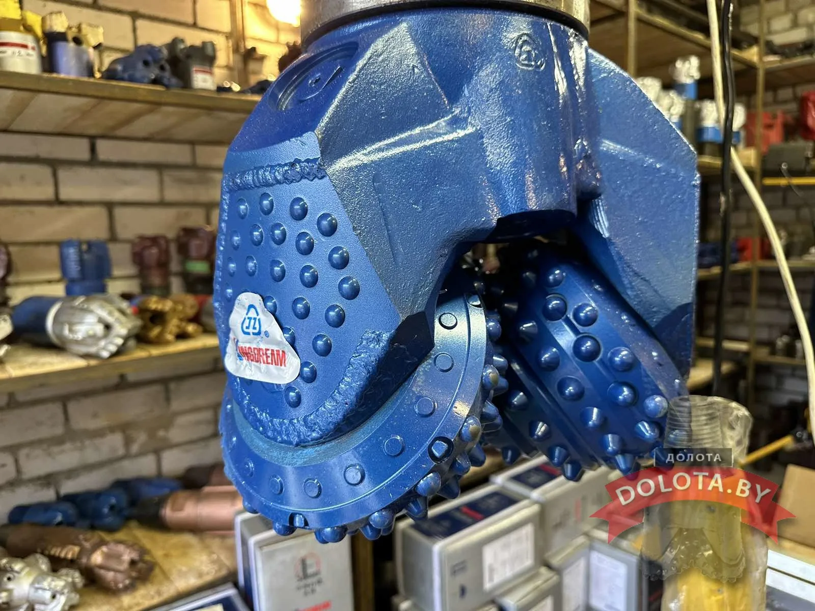 Шарошечное долото 346 iadc 617 HAT617GY