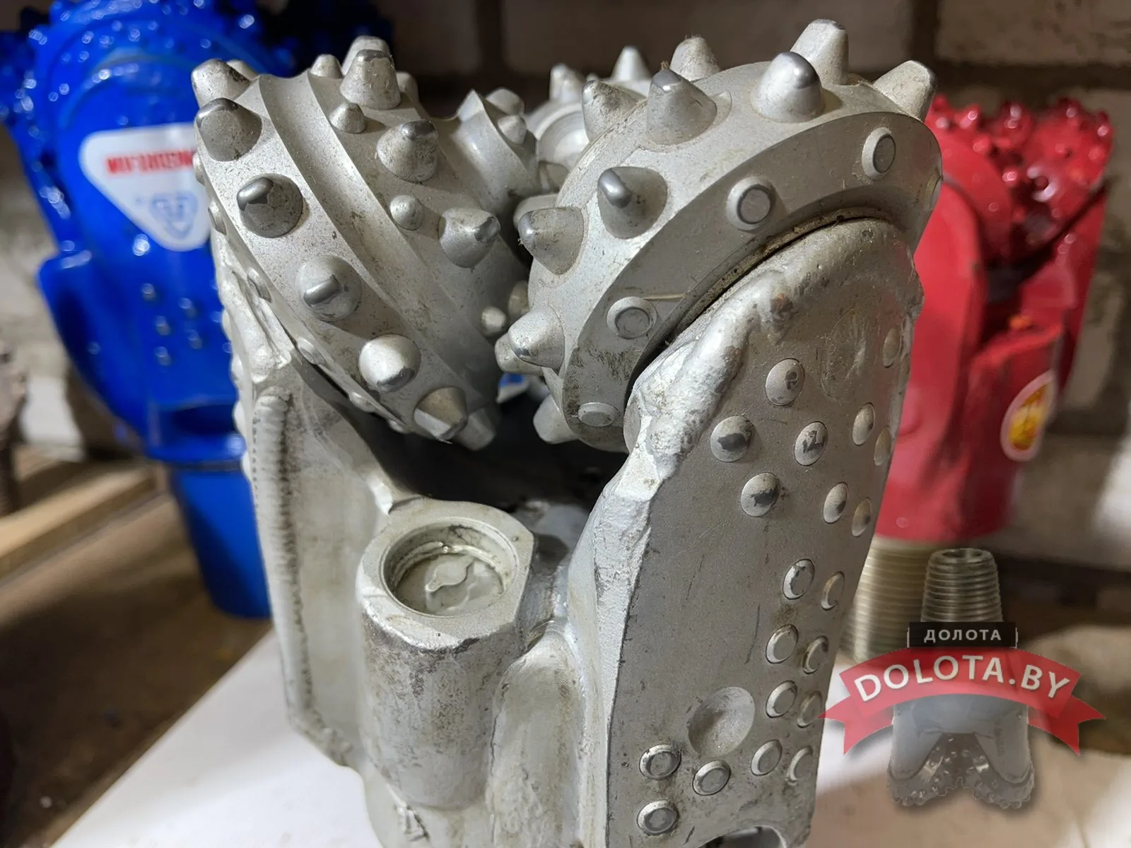 Шарошечное долото 152,4 iadc 517 (BAKER HUGHES)