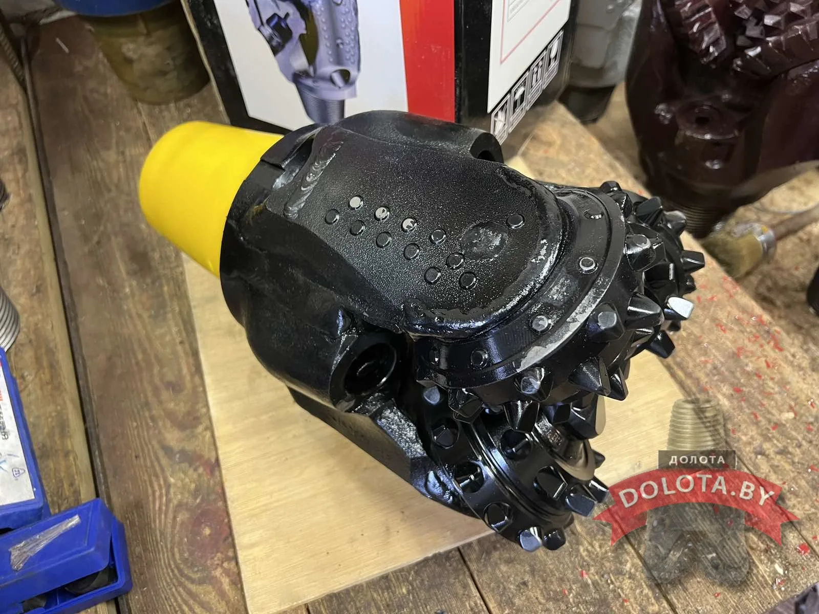 Шарошечное долото 215,9 IADC 437  (HAO QI)