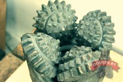 4х шарошечное долото 190,5 СТ-ЦВ