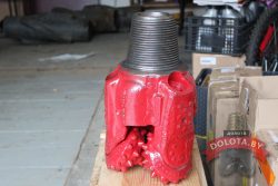 Долото шарошечное 215,9 IADC 437 (TIX-TSK)