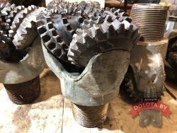 Шарошечное долото 295,3 Т-ЦВ