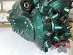 Долото 8 1/2" iadc 437 Varel