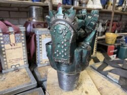 Шарошечное долото 215.9 DT1GJMRS IADC 117 (Varel)