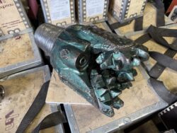 Шарошечное долото 215.9 DT1GJMRS IADC 117 (Varel)