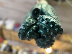 Шарошечное долото 215.9 HE44MRSV IADC 617 (Varel)