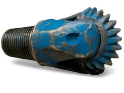 Шарошечное долото 151 СТ-ЦВ