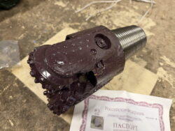 Шарошечное долото 139,7 СЗ-ГАУ R208